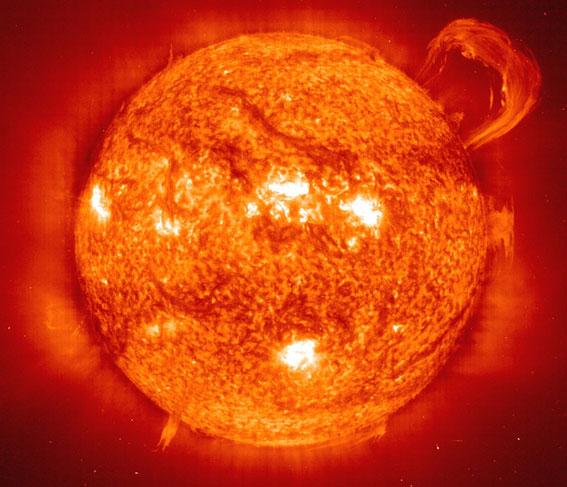 Die Sonne, Hubble Telescope. Foto NASA/ESA